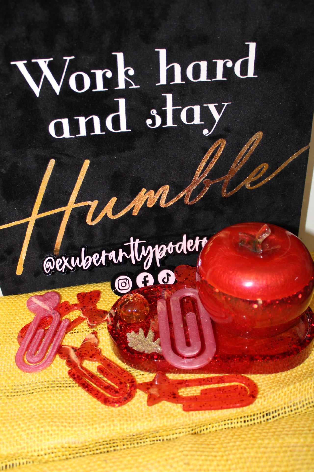 Teachers Candy Apple Red Gift Set